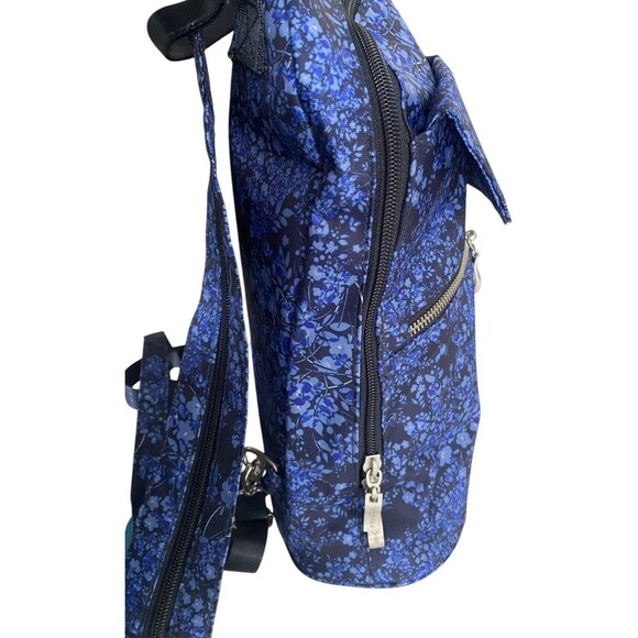 BAGGALLINI Naples Convertible Backpack - Picture 4 of 10